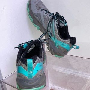 Merrell Womens  MQM Flex Size 8.5